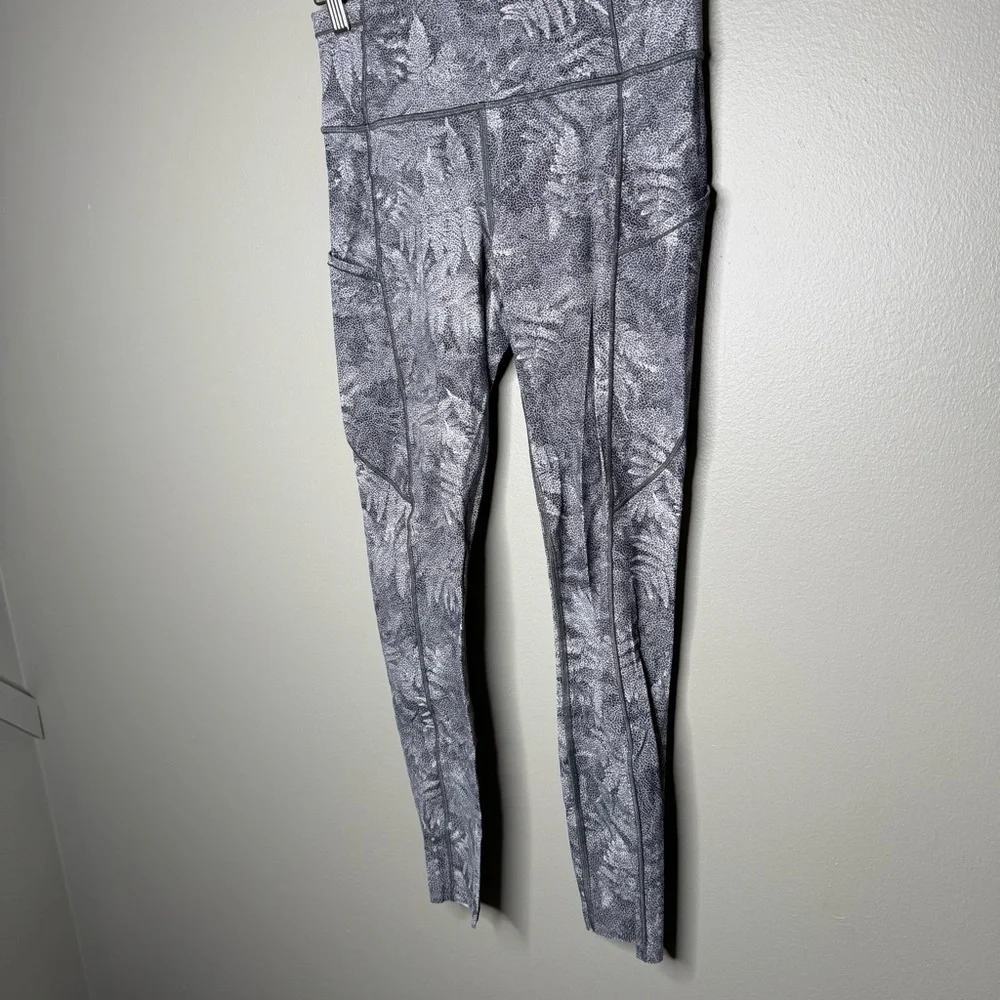 Lululemon Fast & Free 7/8 Tight Kindred Spirit Alpine White Multi size 6